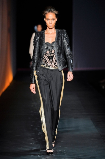 Fotoservizio/SS 2012/WOMEN/ROBERTO CAVALLI/24