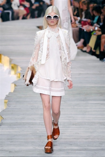 Fotoservizio/SS 2015/WOMEN/ROBERTO CAVALLI/DP1/20
