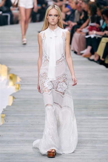 Fotoservizio/SS 2015/WOMEN/ROBERTO CAVALLI/DP1/21