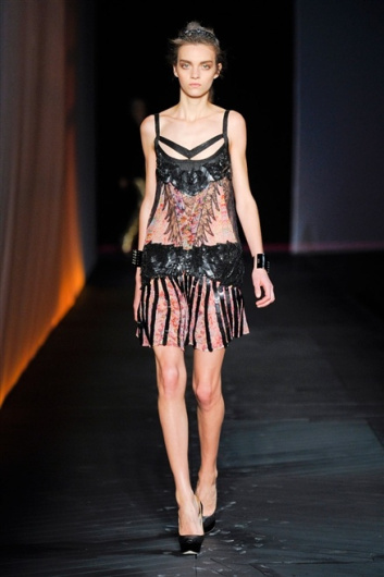 Fotoservizio/SS 2012/WOMEN/ROBERTO CAVALLI/20