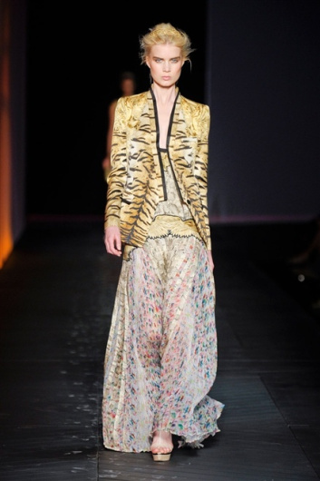 Fotoservizio/SS 2012/WOMEN/ROBERTO CAVALLI/32