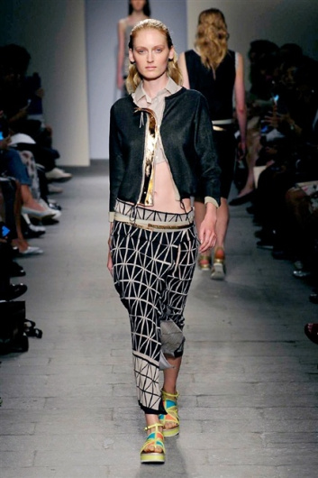 Fotoservizio/SS 2015/WOMEN/CIVIDINI/DP1/32