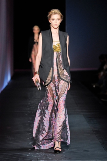 Fotoservizio/SS 2012/WOMEN/ROBERTO CAVALLI/38