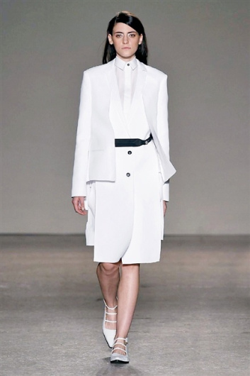Fotoservizio/SS 2015/WOMEN/GABRIELE COLANGELO/DP1/1