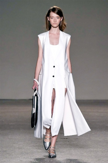 Fotoservizio/SS 2015/WOMEN/GABRIELE COLANGELO/DP1/4