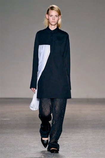 Fotoservizio/SS 2015/WOMEN/GABRIELE COLANGELO/DP1/23