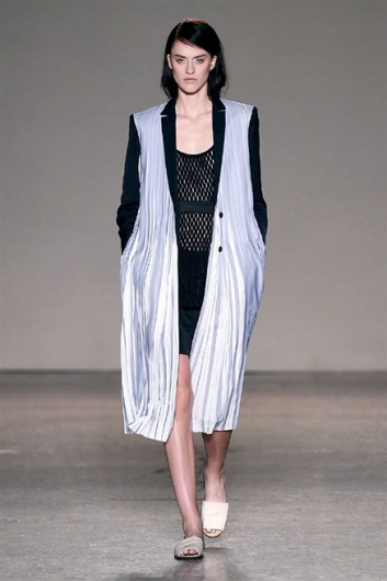 Fotoservizio/SS 2015/WOMEN/GABRIELE COLANGELO/DP1/24