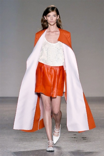 Fotoservizio/SS 2015/WOMEN/GABRIELE COLANGELO/DP1/28