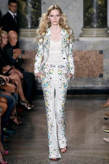 Fotoservizio/SS 2015/WOMEN/EMILIO PUCCI/DP1/3