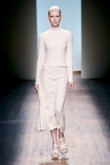 Fotoservizio/SS 2015/WOMEN/SALVATORE FERRAGAMO/DP1/7
