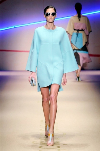Fotoservizio/SS 2015/WOMEN/LAURA BIAGIOTTI/DP1/2