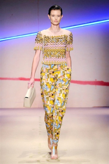 Fotoservizio/SS 2015/WOMEN/LAURA BIAGIOTTI/DP1/3