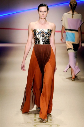 Fotoservizio/SS 2015/WOMEN/LAURA BIAGIOTTI/DP1/5