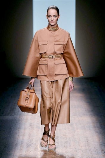 Fotoservizio/SS 2015/WOMEN/SALVATORE FERRAGAMO/DP1/14