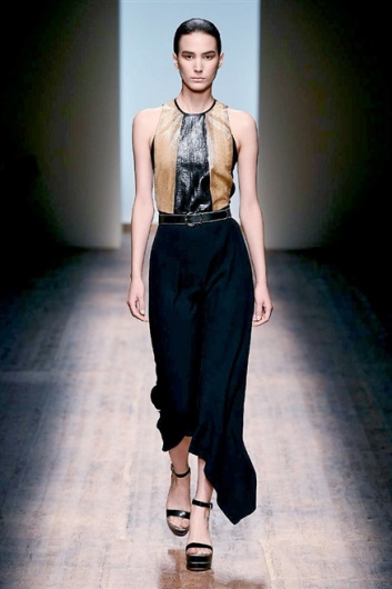 Fotoservizio/SS 2015/WOMEN/SALVATORE FERRAGAMO/DP1/26