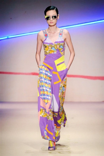 Fotoservizio/SS 2015/WOMEN/LAURA BIAGIOTTI/DP1/16