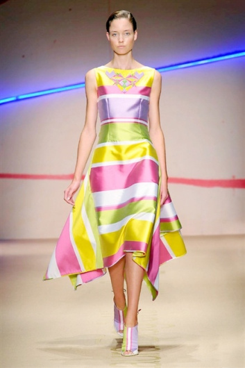 Fotoservizio/SS 2015/WOMEN/LAURA BIAGIOTTI/DP1/24