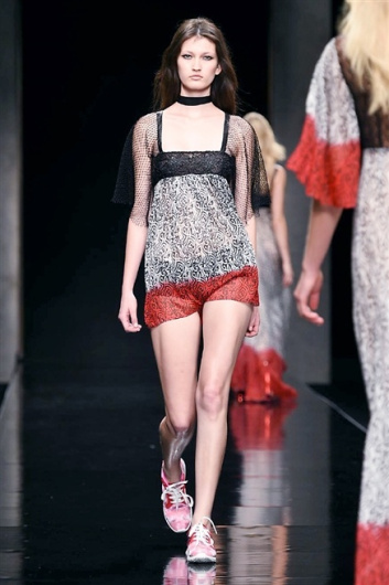 Fotoservizio/SS 2015/WOMEN/JOHN RICHMOND/DP1/14