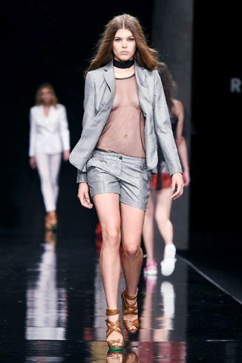 Fotoservizio/SS 2015/WOMEN/JOHN RICHMOND/DP1/15