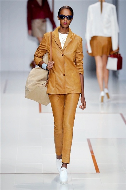 Fotoservizio/SS 2015/WOMEN/TRUSSARDI/DP1/9