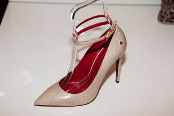 Presentazione S/S 2015 - Cesare Paciotti 61