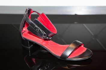 Presentazione S/S 2015 - Cesare Paciotti 99