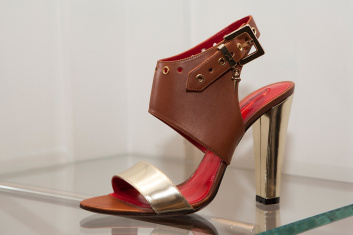 Presentazione S/S 2015 - Cesare Paciotti 118