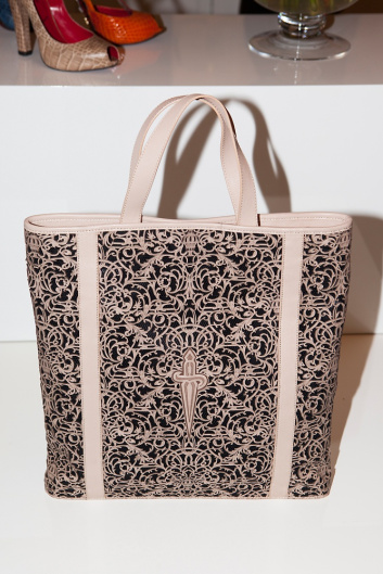 Presentazione S/S 2015 - Cesare Paciotti 57