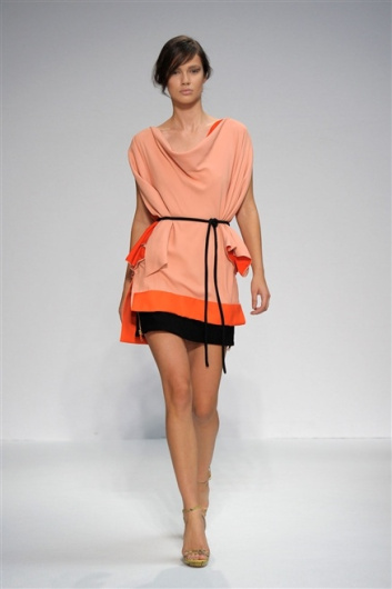 Fotoservizio/SS 2012/WOMEN/CRISTIANO BURANI/3