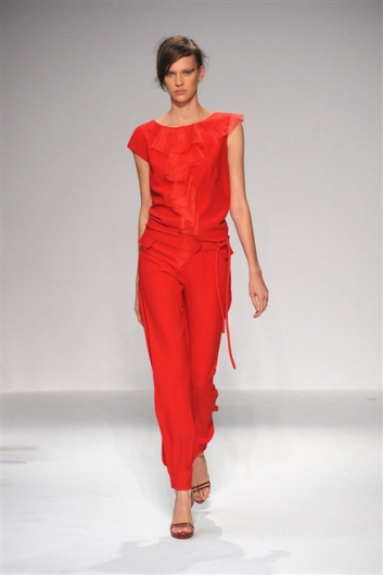 Fotoservizio/SS 2012/WOMEN/CRISTIANO BURANI/10