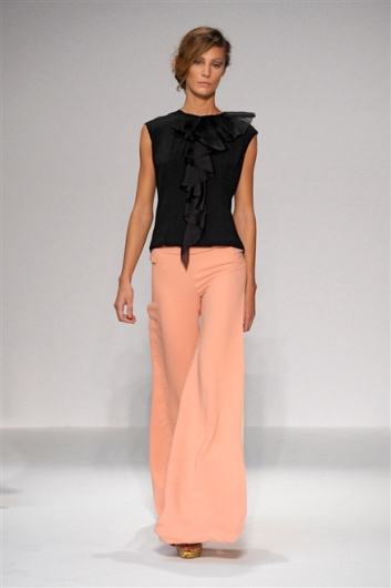 Fotoservizio/SS 2012/WOMEN/CRISTIANO BURANI/9