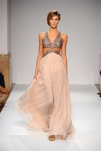 Fotoservizio/SS 2012/WOMEN/CRISTIANO BURANI/25