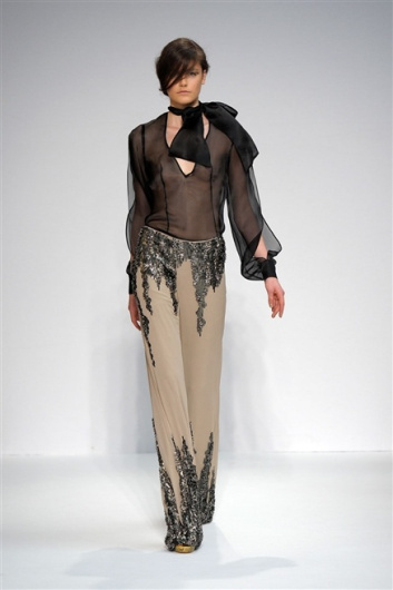 Fotoservizio/SS 2012/WOMEN/CRISTIANO BURANI/17