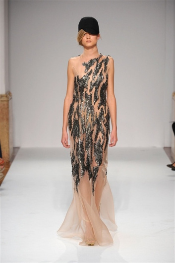 Fotoservizio/SS 2012/WOMEN/CRISTIANO BURANI/30