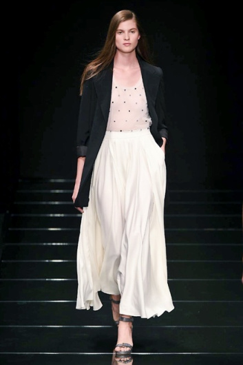 Fotoservizio/SS 2015/WOMEN/ANTEPRIMA/DP1/7