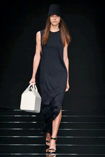 Fotoservizio/SS 2015/WOMEN/ANTEPRIMA/DP1/17