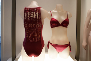 Presentazione S/S 2015 - La Perla 1