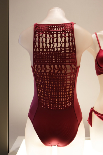 Presentazione S/S 2015 - La Perla 3