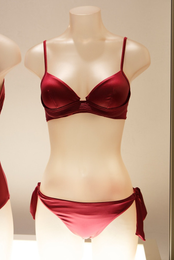 Presentazione S/S 2015 - La Perla 4