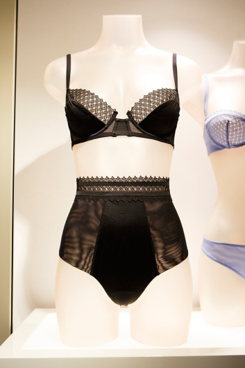 Presentazione S/S 2015 - La Perla 24