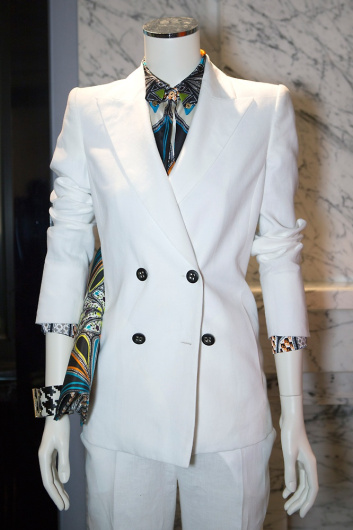 Presentazione S/S 2015 - Larusmiani 2