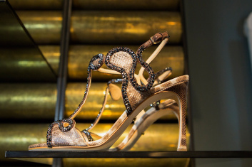 Presentazione S/S 2015 - Sergio Rossi 34