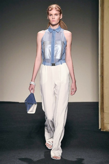 Fotoservizio/SS 2015/WOMEN/GRINKO/DP1/26