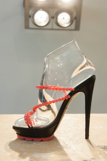 Presentazione S/S 2015 - Mario Valentino 15