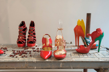 Presentazione S/S 2015 - Mario Valentino 21
