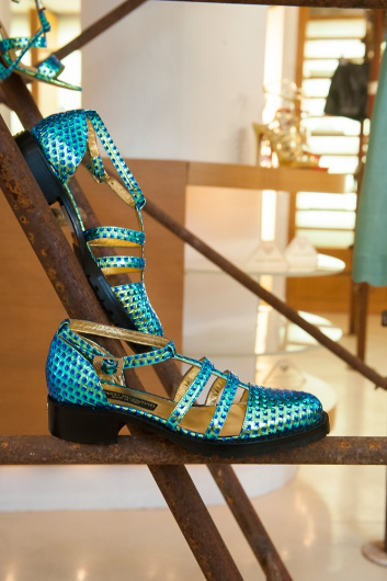 Presentazione S/S 2015 - Mario Valentino 33