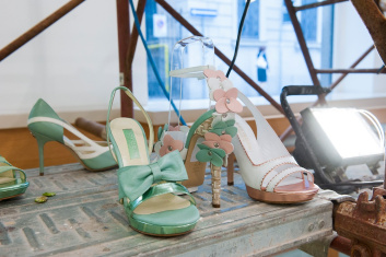 Presentazione S/S 2015 - Mario Valentino 44