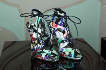 Presentazione S/S 2015 - Brian Atwood 8