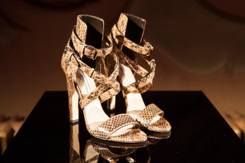 Presentazione S/S 2015 - Brian Atwood 73