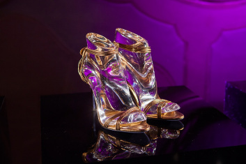 Presentazione S/S 2015 - Brian Atwood 94